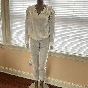 Guess Sweat Suit - Pants XS - Top Small